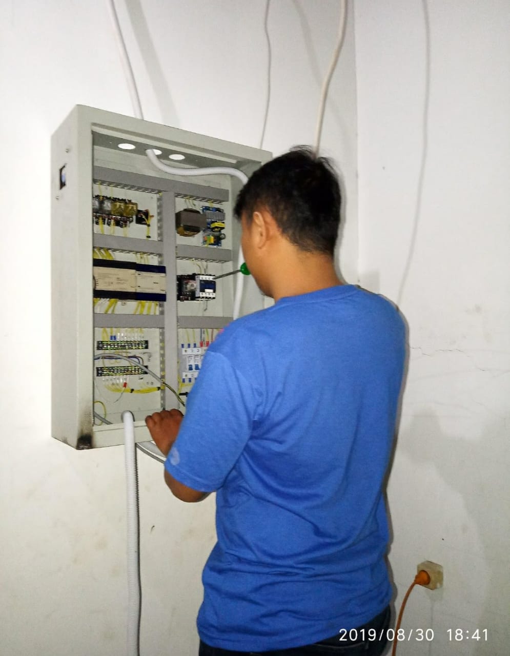 Dokumentasi proyek lift Samudera Kreasi Indolift