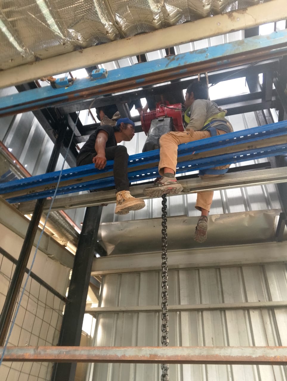 Perbaikan Chain Hoist Lift Barang 3ton PT.FRESH FACTORY